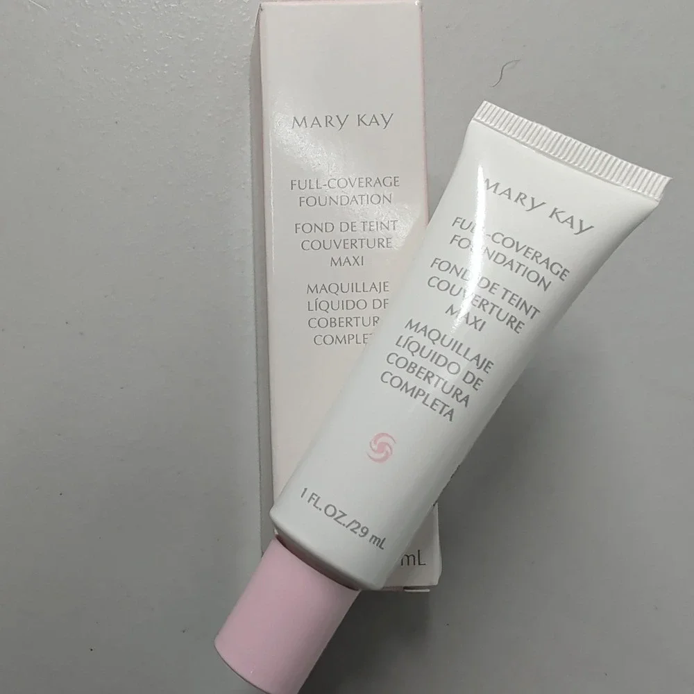 Mary Kay Full Coverage Foundation Beige 402 1 fl oz 368300 Pink Cap